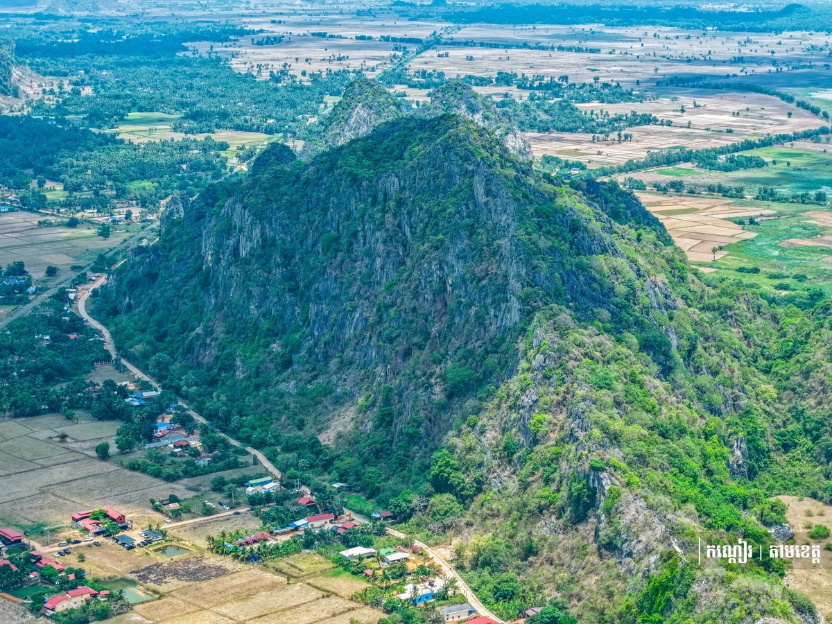 贡布省贡布特拉奇山旅游景点介绍
