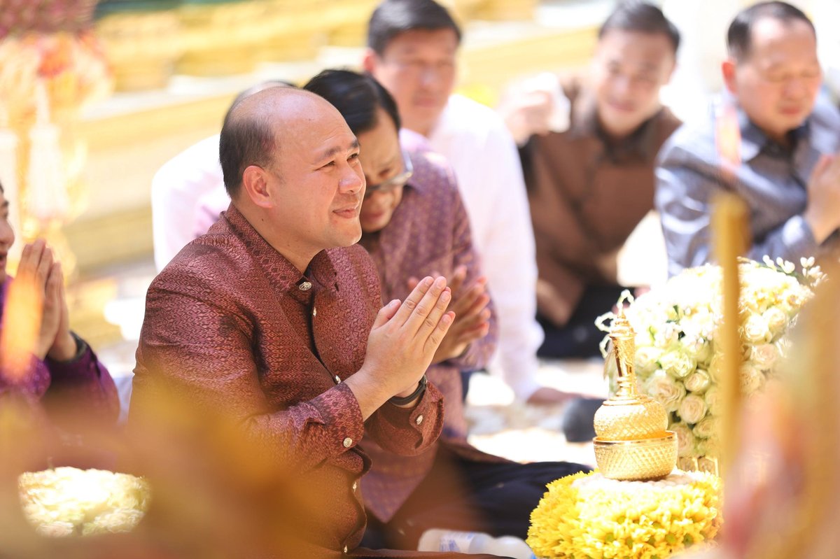 柬埔寨副总理洪玛尼主持新年迎神仪式