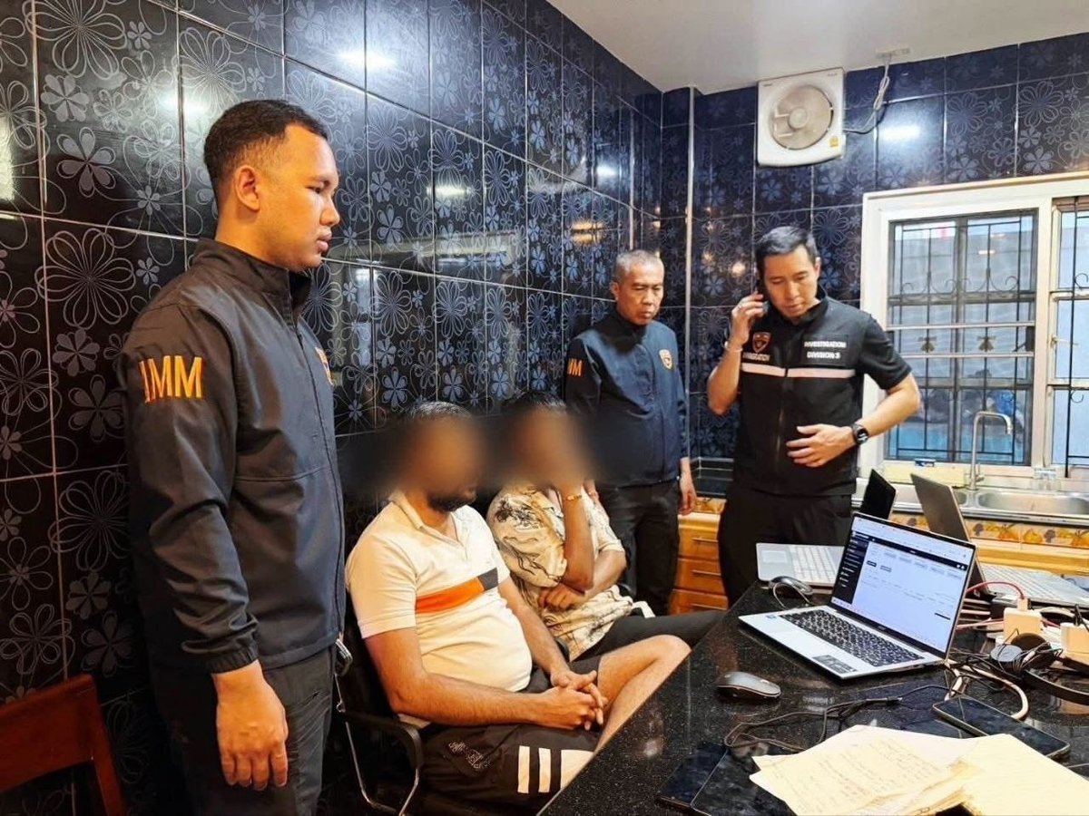 泰国警方突袭春武里豪华别墅,逮捕20名印度籍诈骗嫌疑人