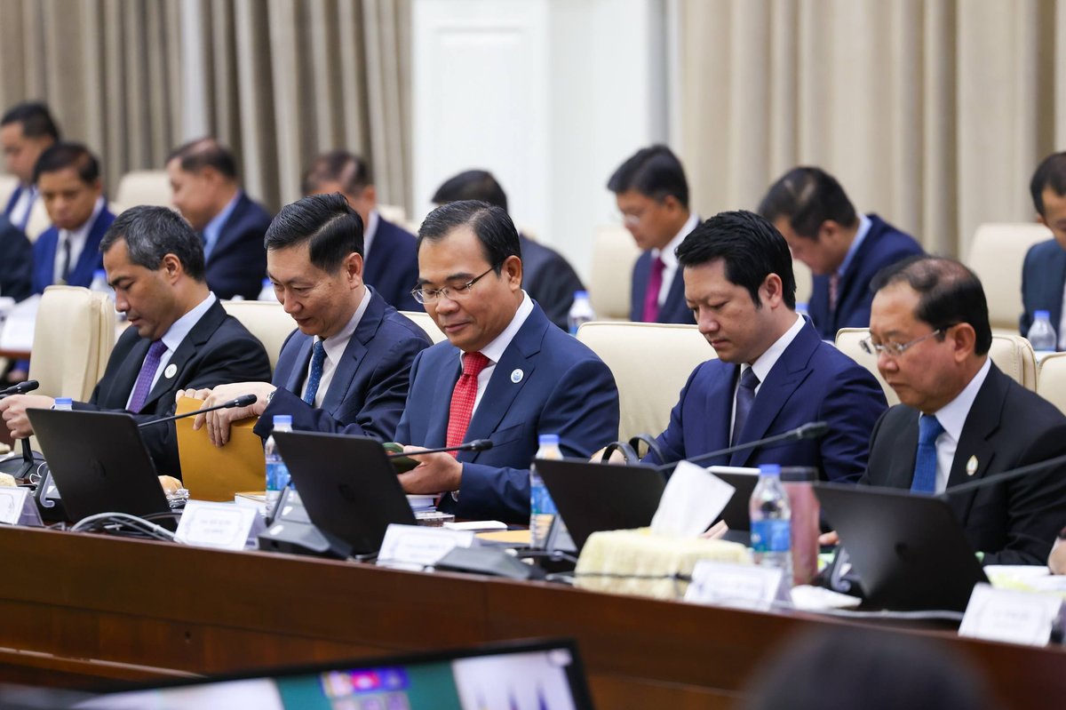 柬埔寨内阁会议审议五项国家重要议程