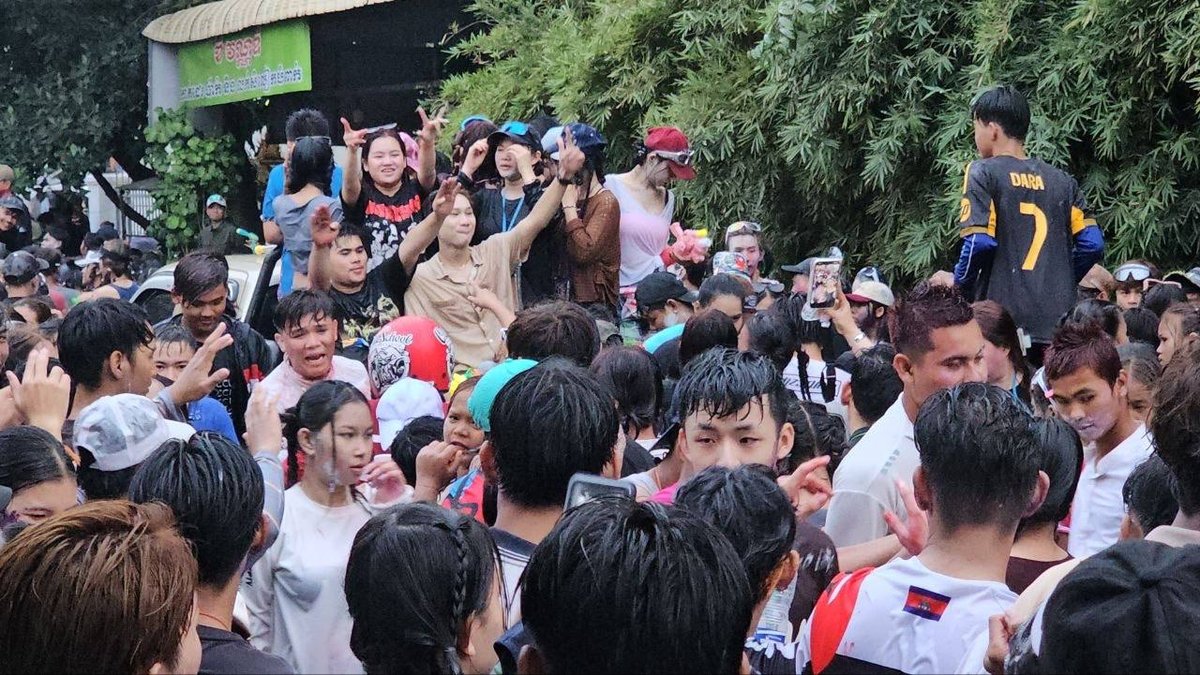 干拉省大金欧市新年庆祝活动现场