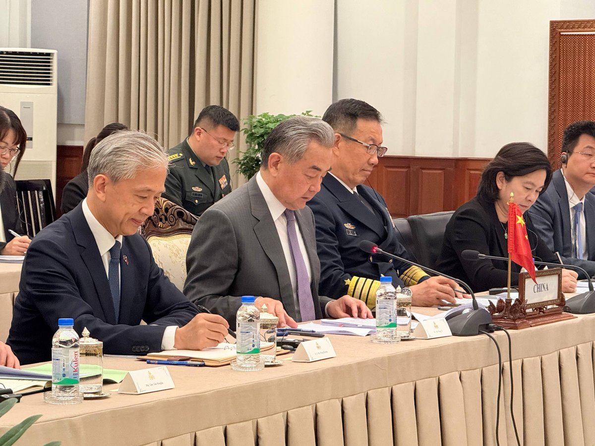 柬中首次“2+2”战略对话在金边举行,聚焦国防与安全合作