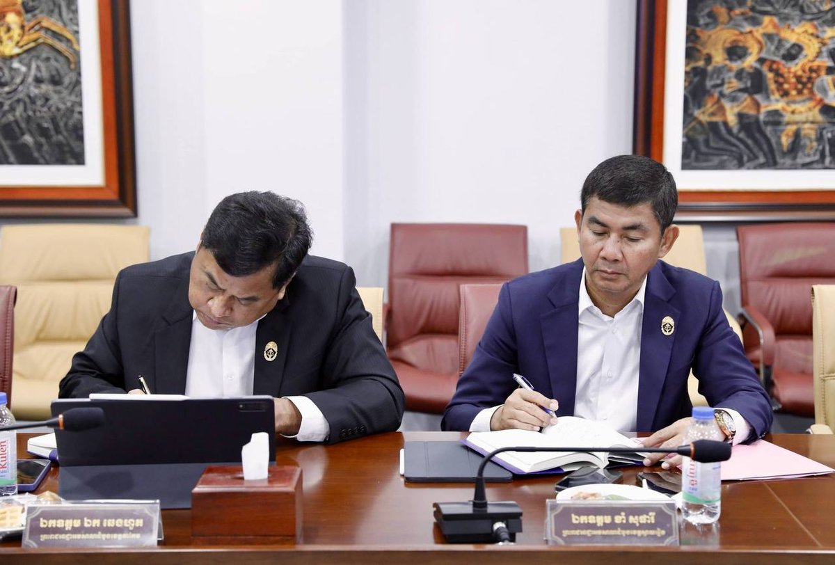 司法部召开青少年暴力法律研讨会 重点强化教育矫正机制