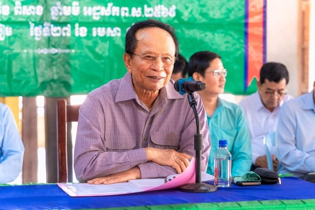 暹粒斯外勒县政府举行民意座谈会 收集达暹乡居民诉求