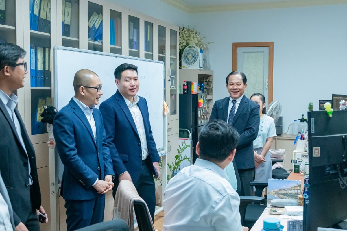 国家社会保障基金局调研柬埔寨国家银行 探索社保基金投资新路径