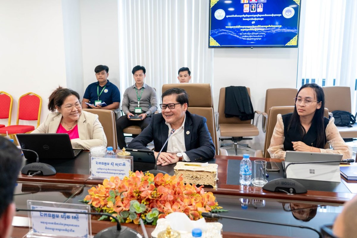 国家社会保障基金局调研柬埔寨国家银行 探索社保基金投资新路径