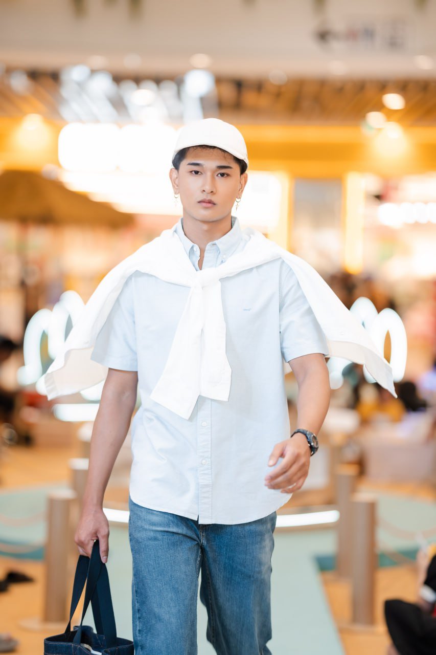 Levi's 亮相金边永旺商场夏季时装秀