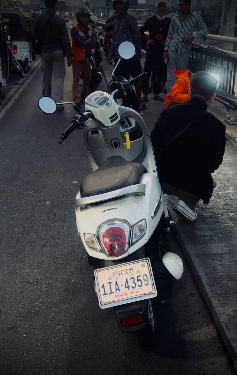 水净华大桥清晨发现遗留物品 疑似发生坠河事件