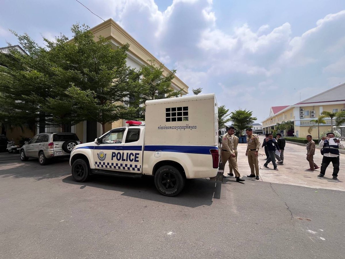 金边警方抓获11名打砸车辆的暴徒