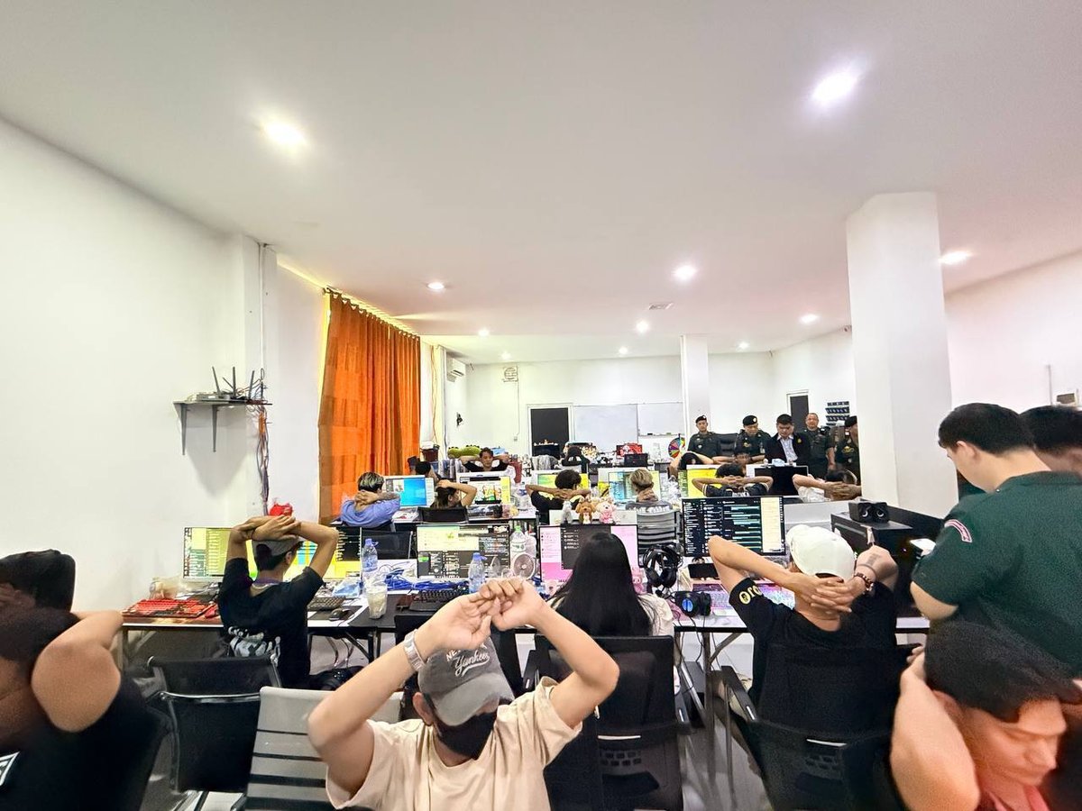 波贝警方重拳打击网络诈骗窝点