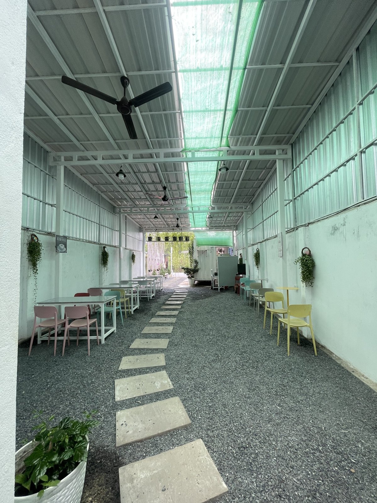 贡布市咖啡馆地块出售