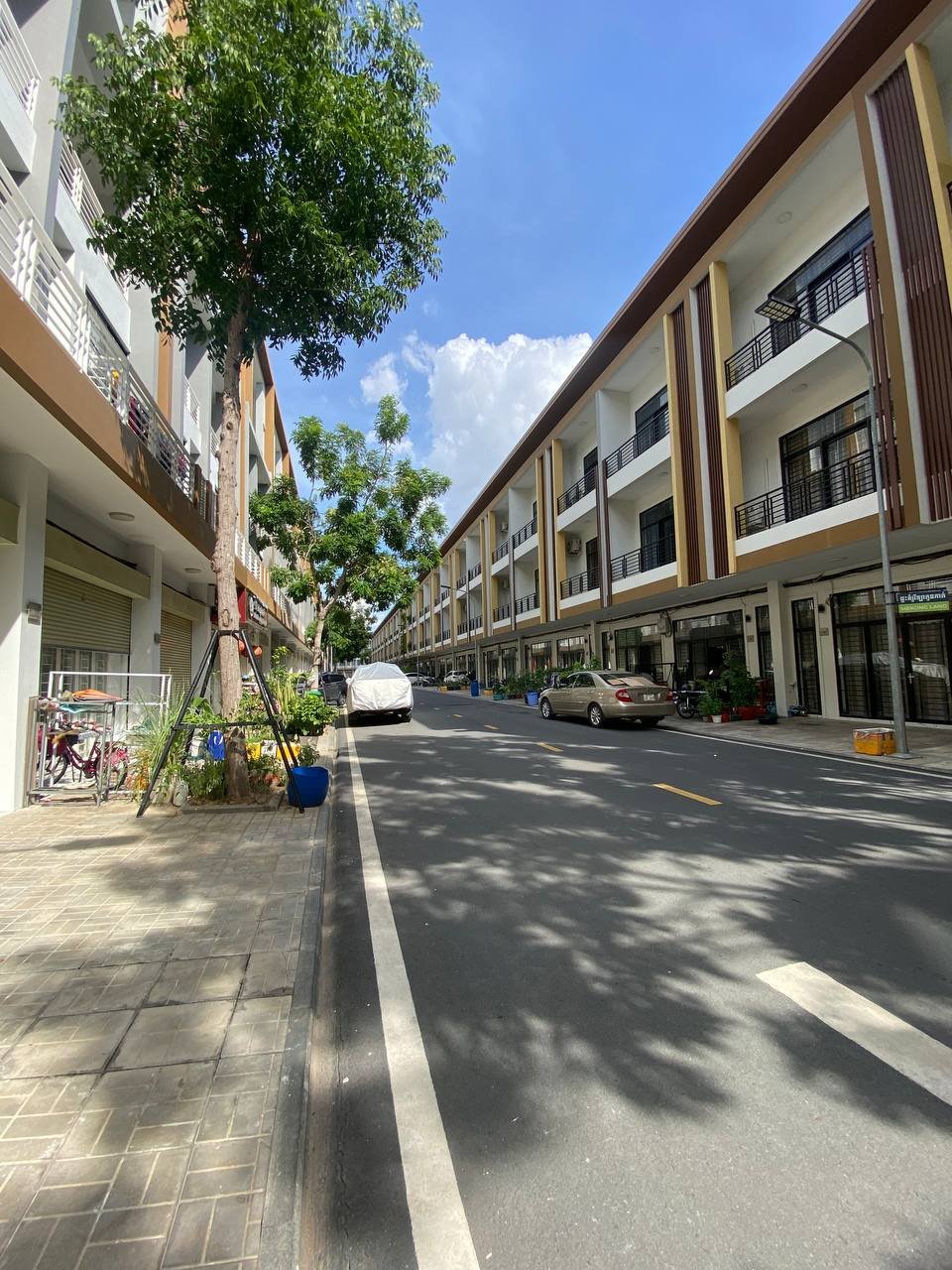 金边克朗通区湄公河金大道商业住宅出租