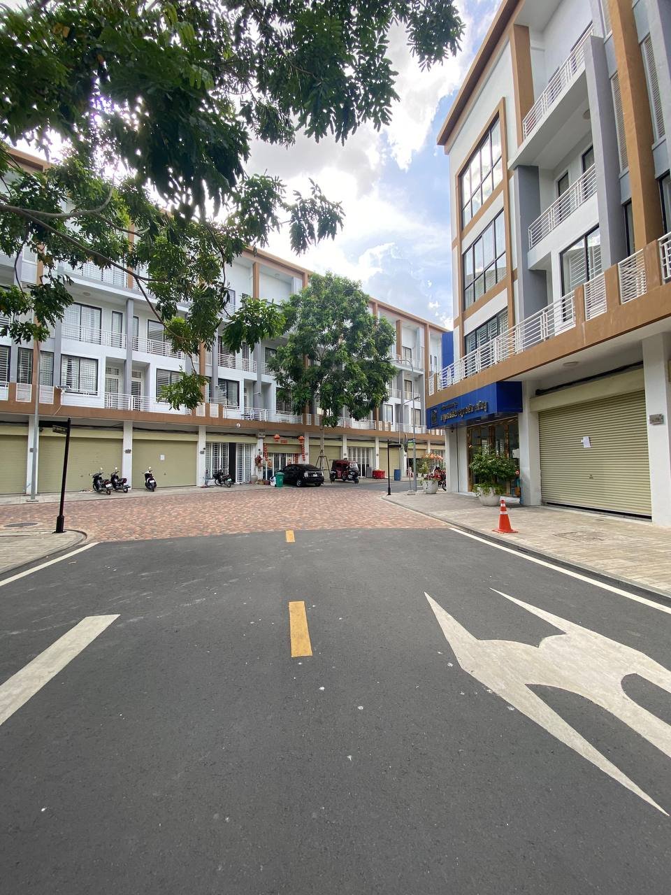 金边克朗通区湄公河金大道商业住宅出租