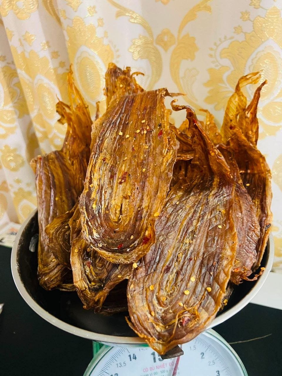 无骨辣味蛇干