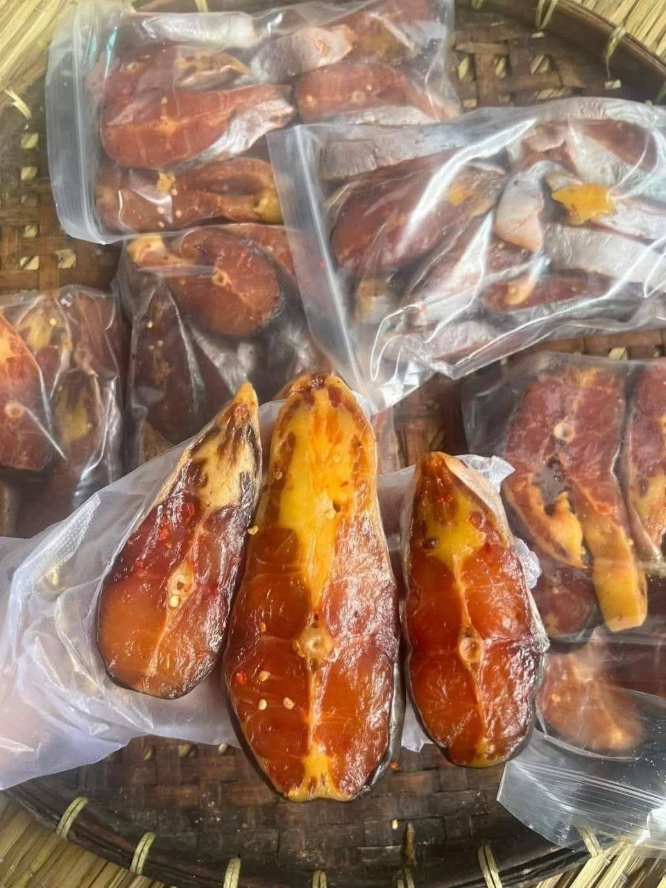 天然风干鱼干