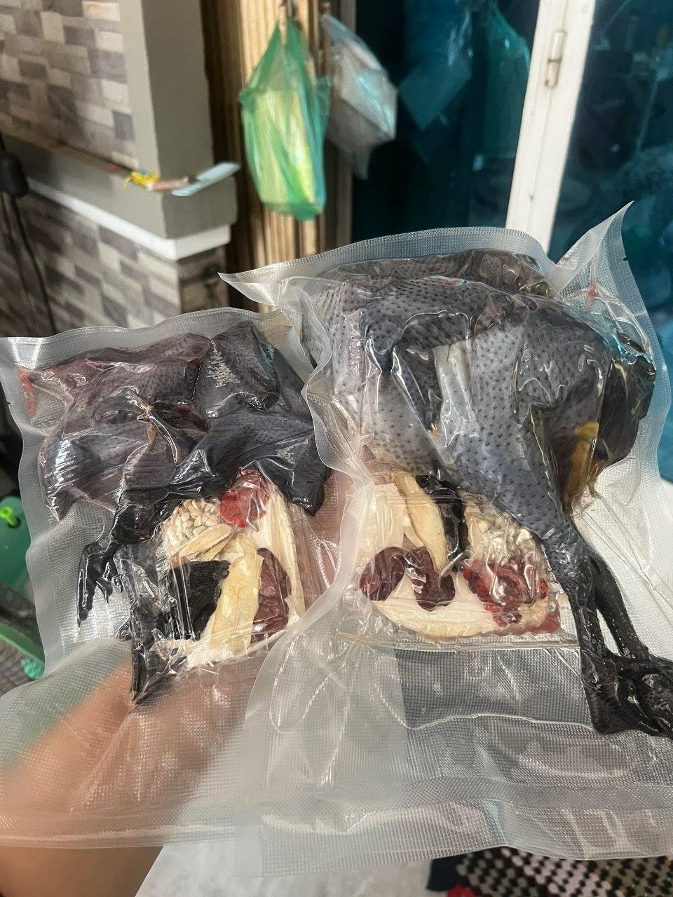 茶胶省土鸡及人参滋补套装