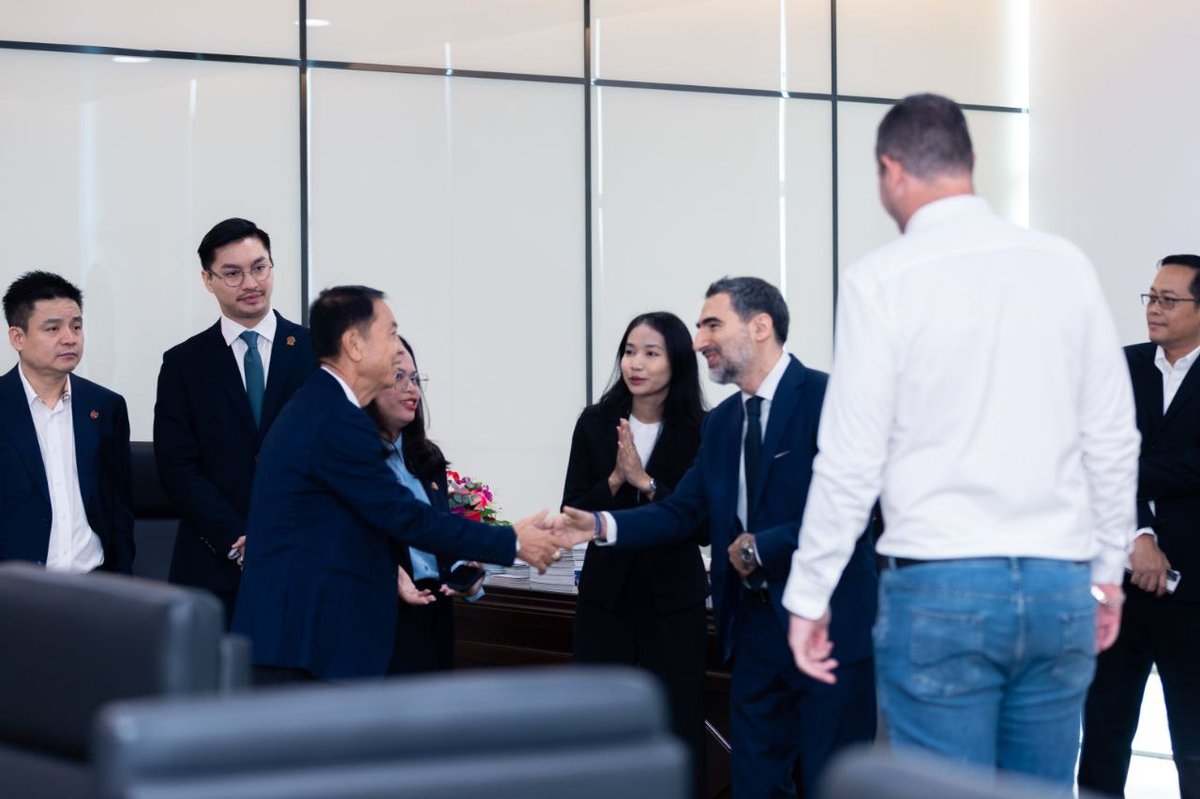 柬埔寨建筑商协会与欧洲商会签署建筑领域合作谅解备忘录
