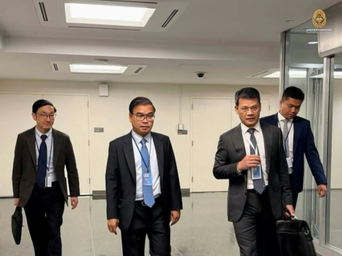 柬埔寨公务员部代表团出席联合国公共行政专家委员会第25届会议