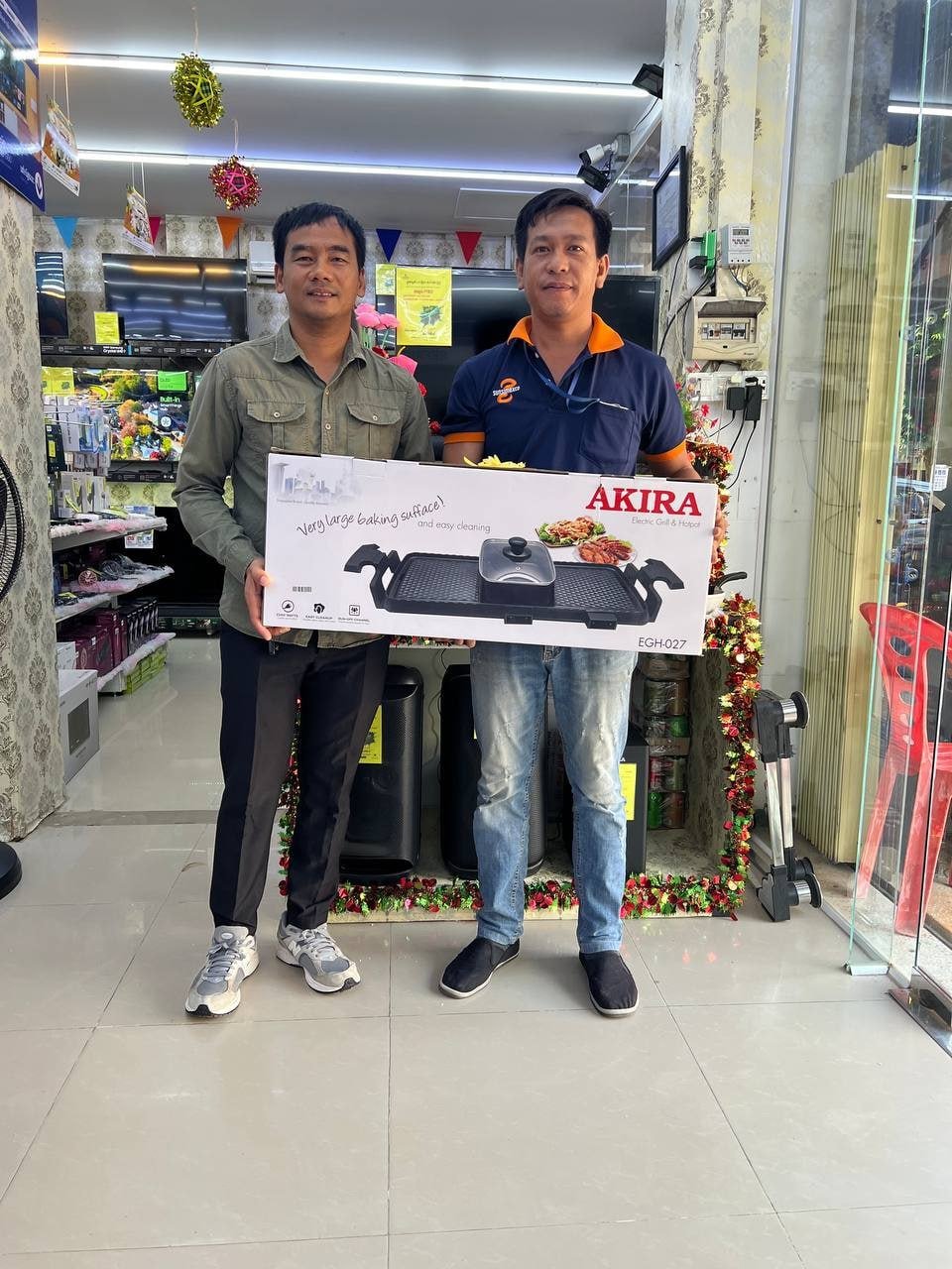 指定型号返现最高$1000,消费满$300可参与抽奖,奖品含现金及家电