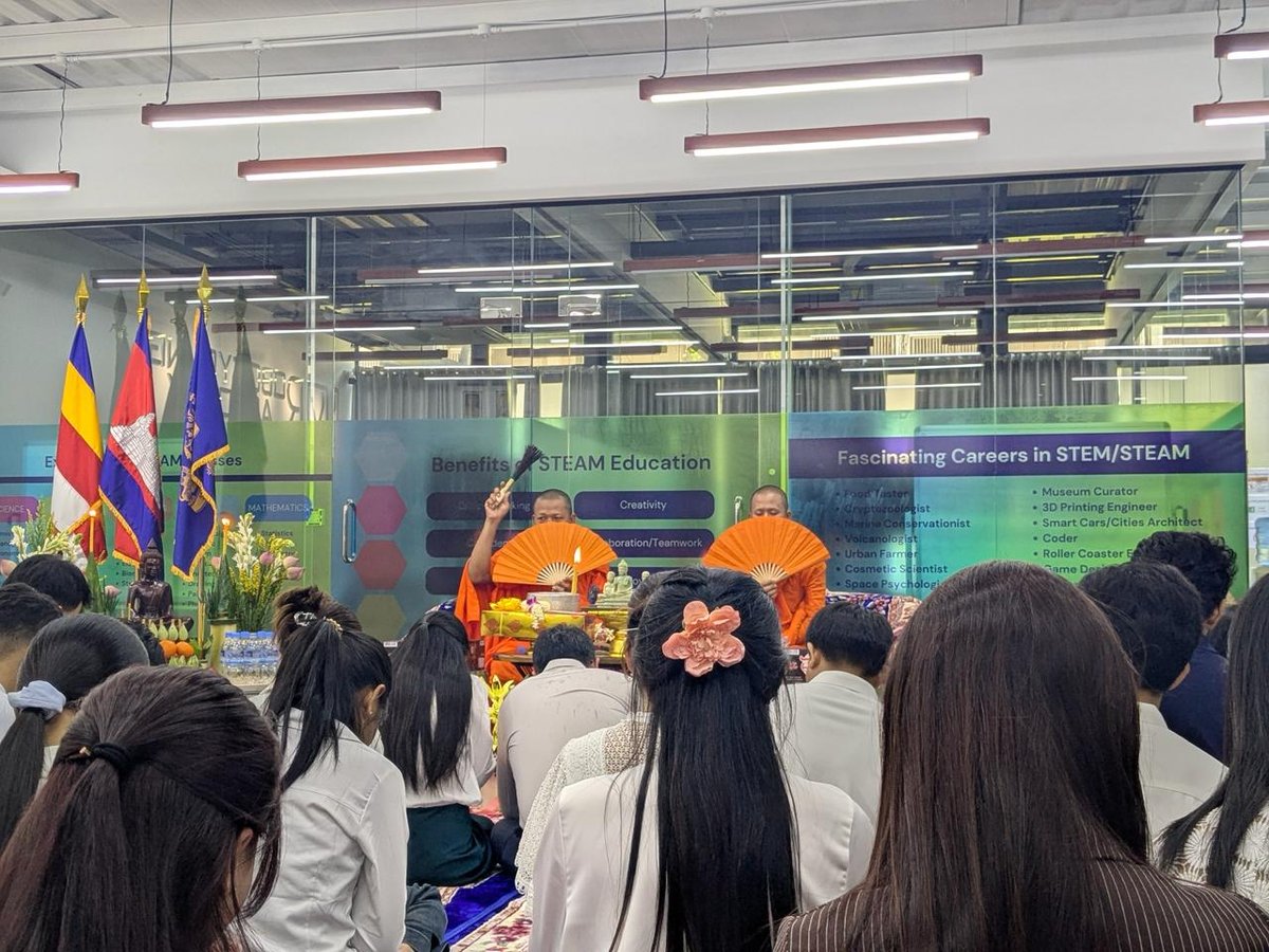 柬埔寨海外学生联合会举行新年祈福仪式