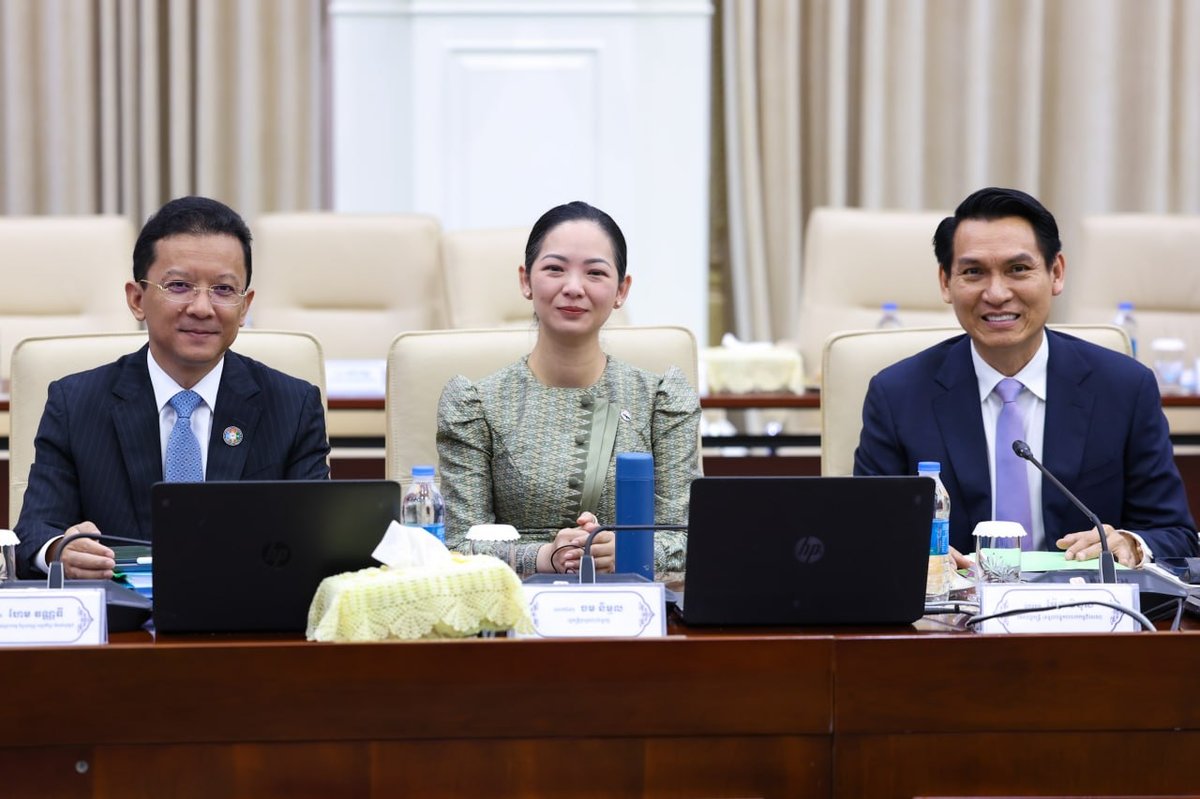 洪玛奈首相主持内阁会议,重点讨论兵役法草案
