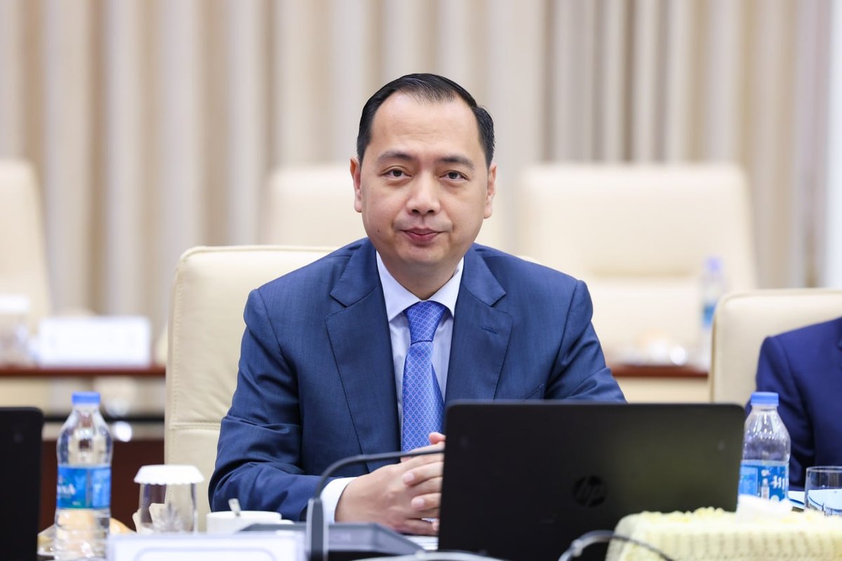 洪玛奈首相主持内阁会议,重点讨论兵役法草案