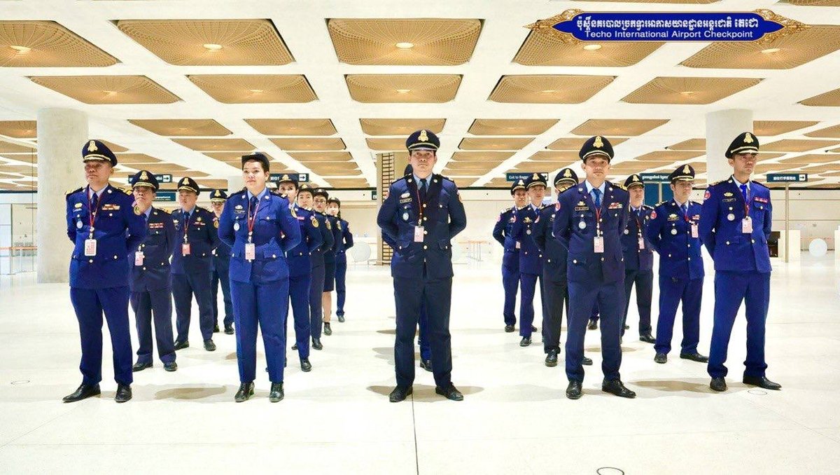 德崇国际机场警察局工作部署与纪律宣导