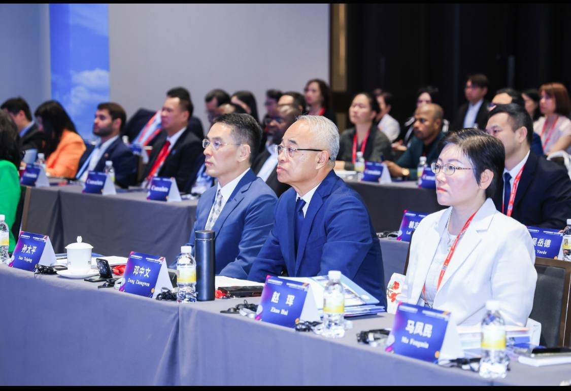 柬埔寨驻广州商务助理出席外籍人士法律服务研讨会
