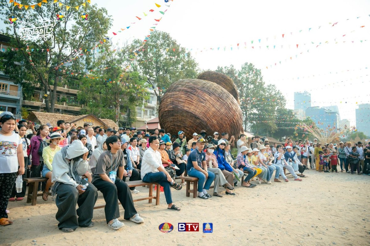 柬埔寨新年期间“诺哥宋干节”活动吸引超158万游客