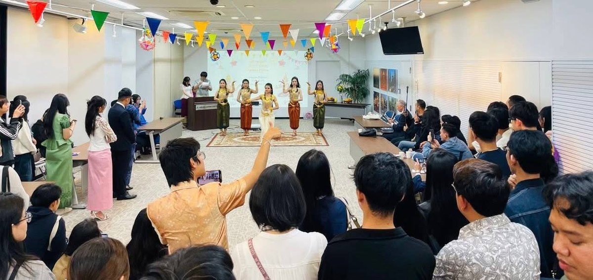 在日柬埔寨学生协会举办高棉新年庆祝活动