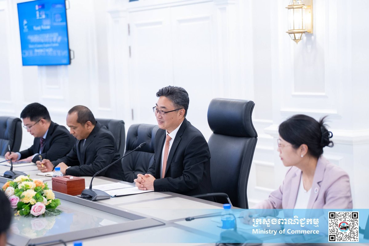 商务部与东盟-中国中心深化合作 推动柬埔寨产品进入中国市场