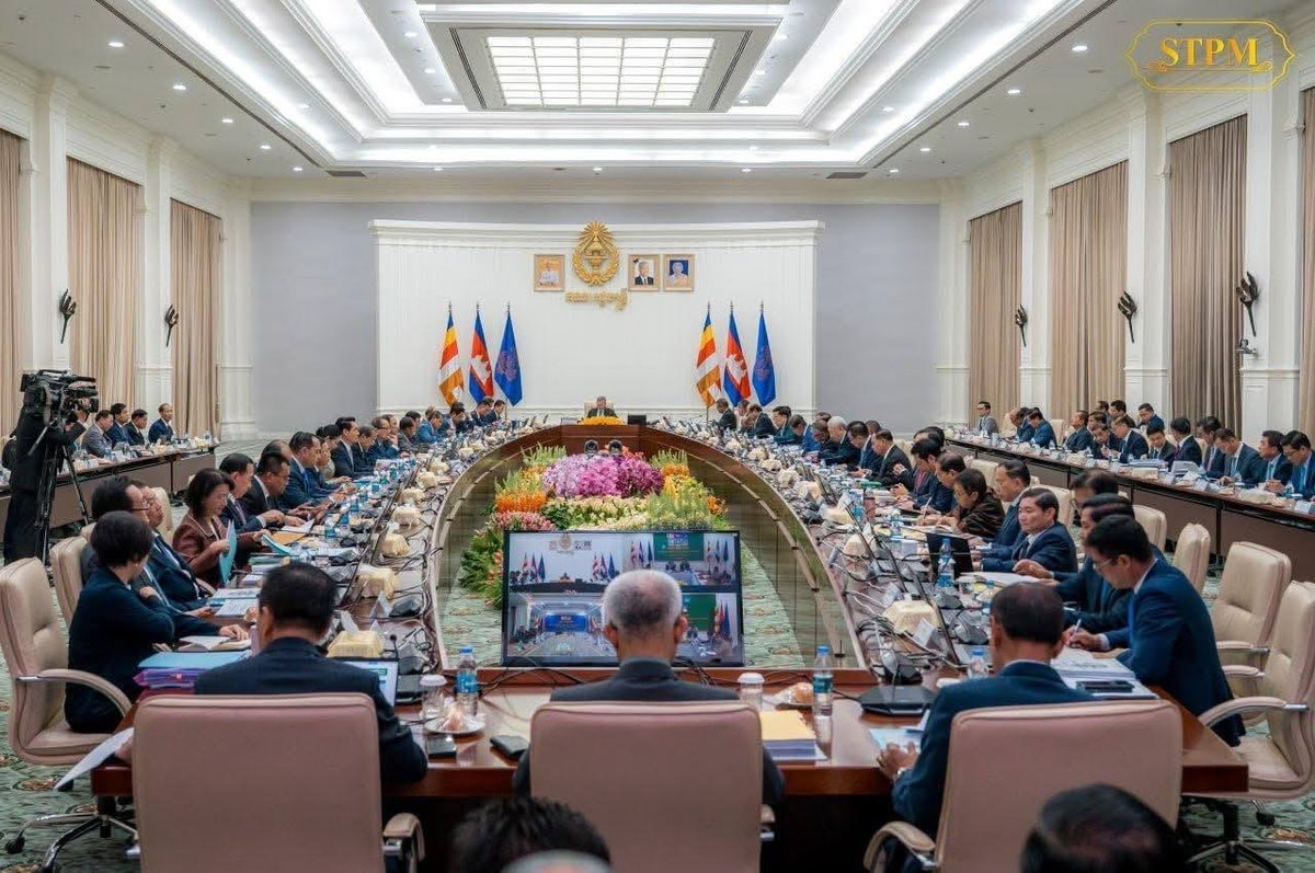 柬埔寨内阁会议通过兵役法草案