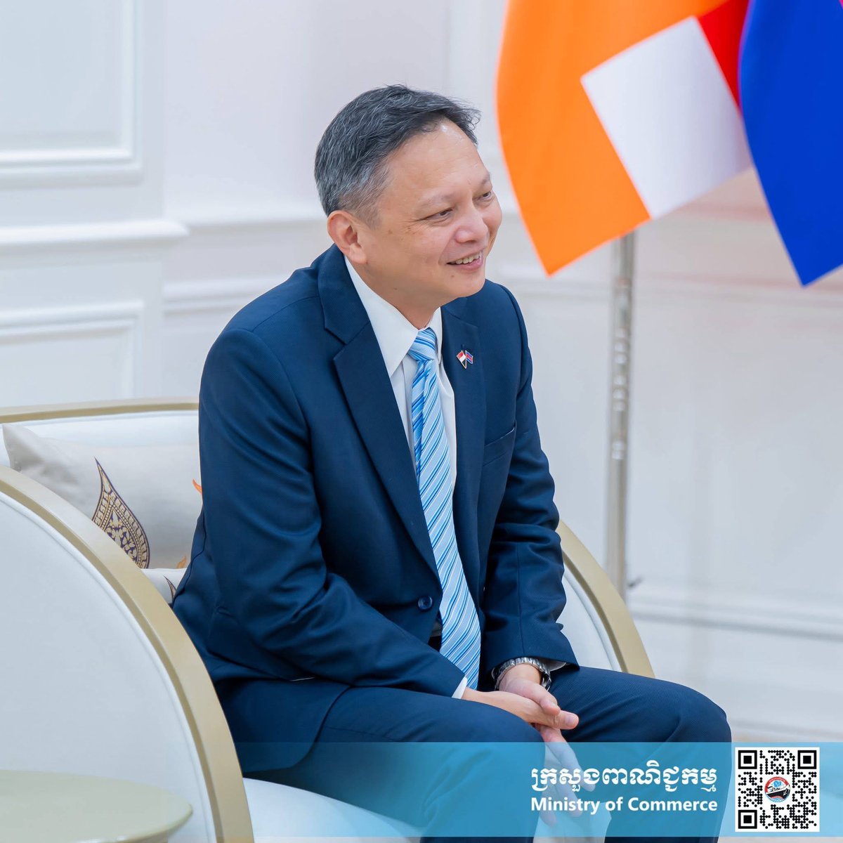 商务部部长占尼莫会见新加坡新任驻柬大使 探讨双边贸易合作