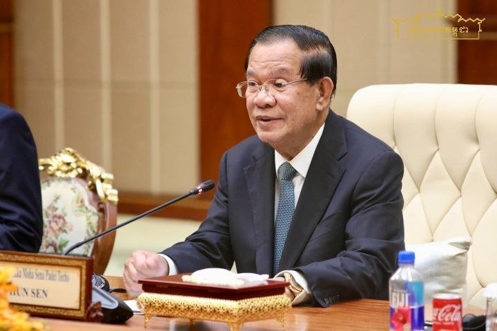 洪森会见联合国新任驻柬协调员 探讨多领域合作