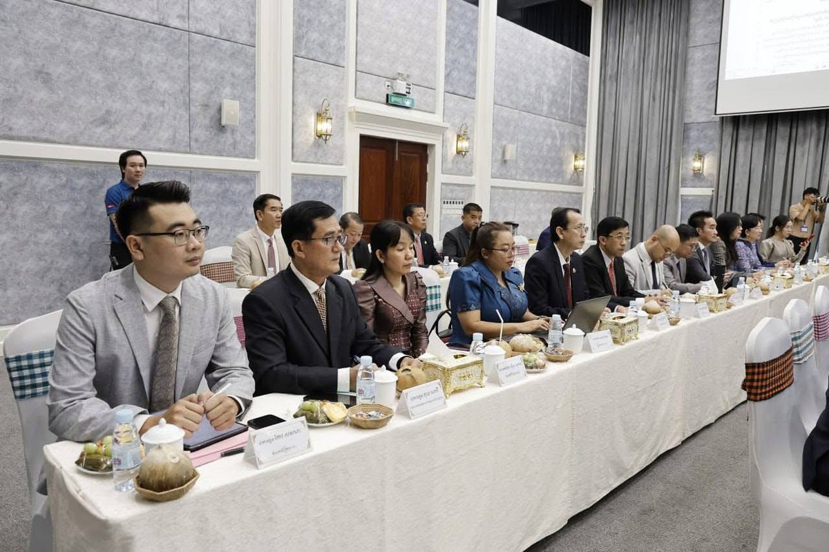 门森安高度评价反腐败委员会近期办案成效