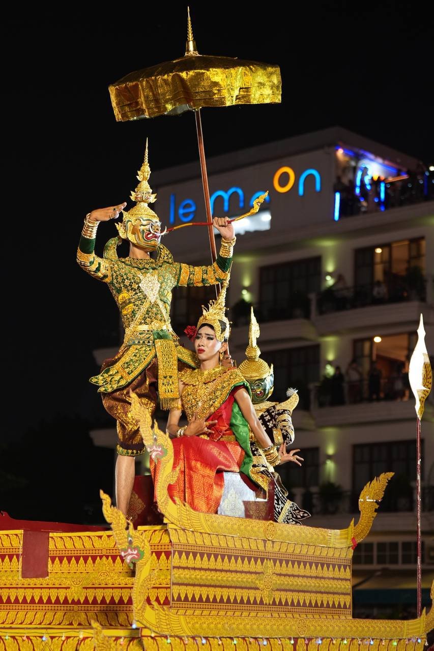 “Nokor Sangkranta”游行展示高棉文化活力