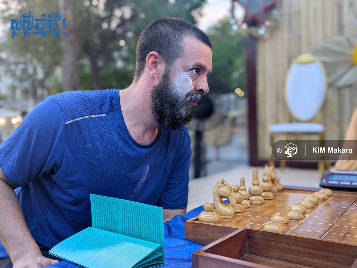 金边举办高棉象棋比赛吸引外国游客