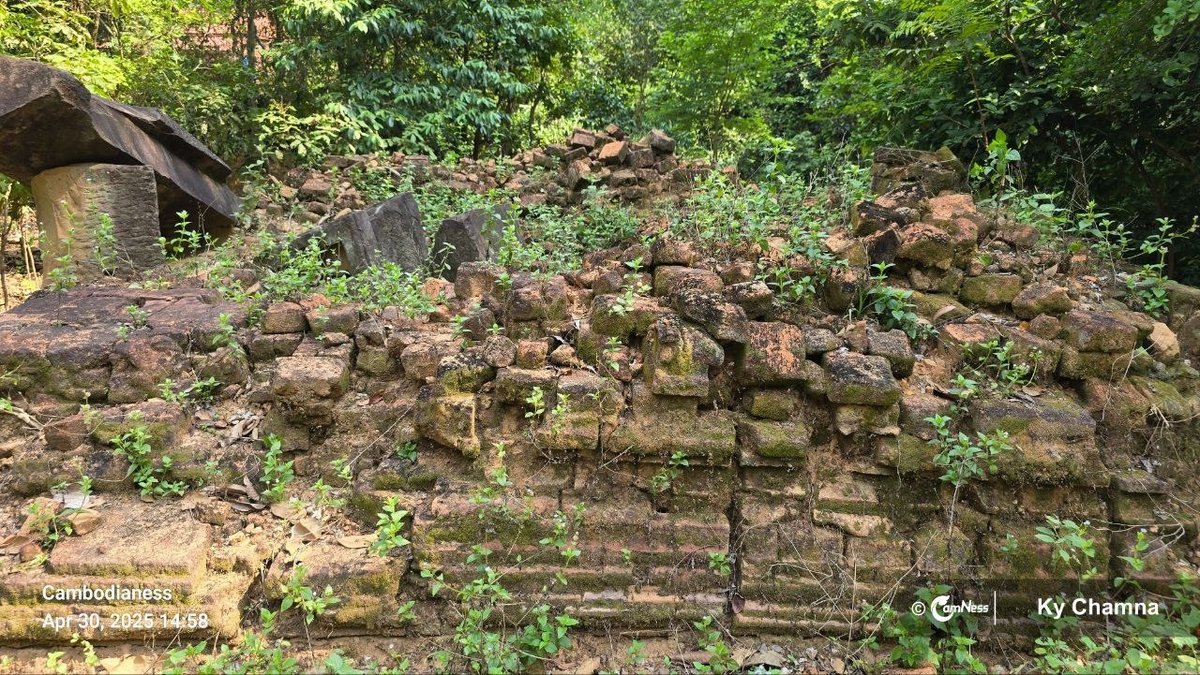 暹粒省7世纪古迹:奥洛克寺(Ov Laok Temple)