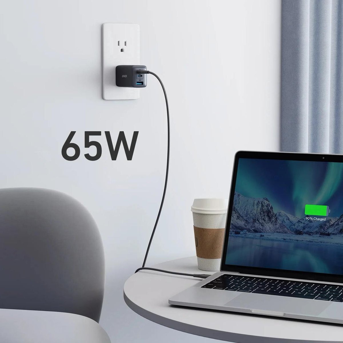 Anker 735 65W 氮化镓充电器