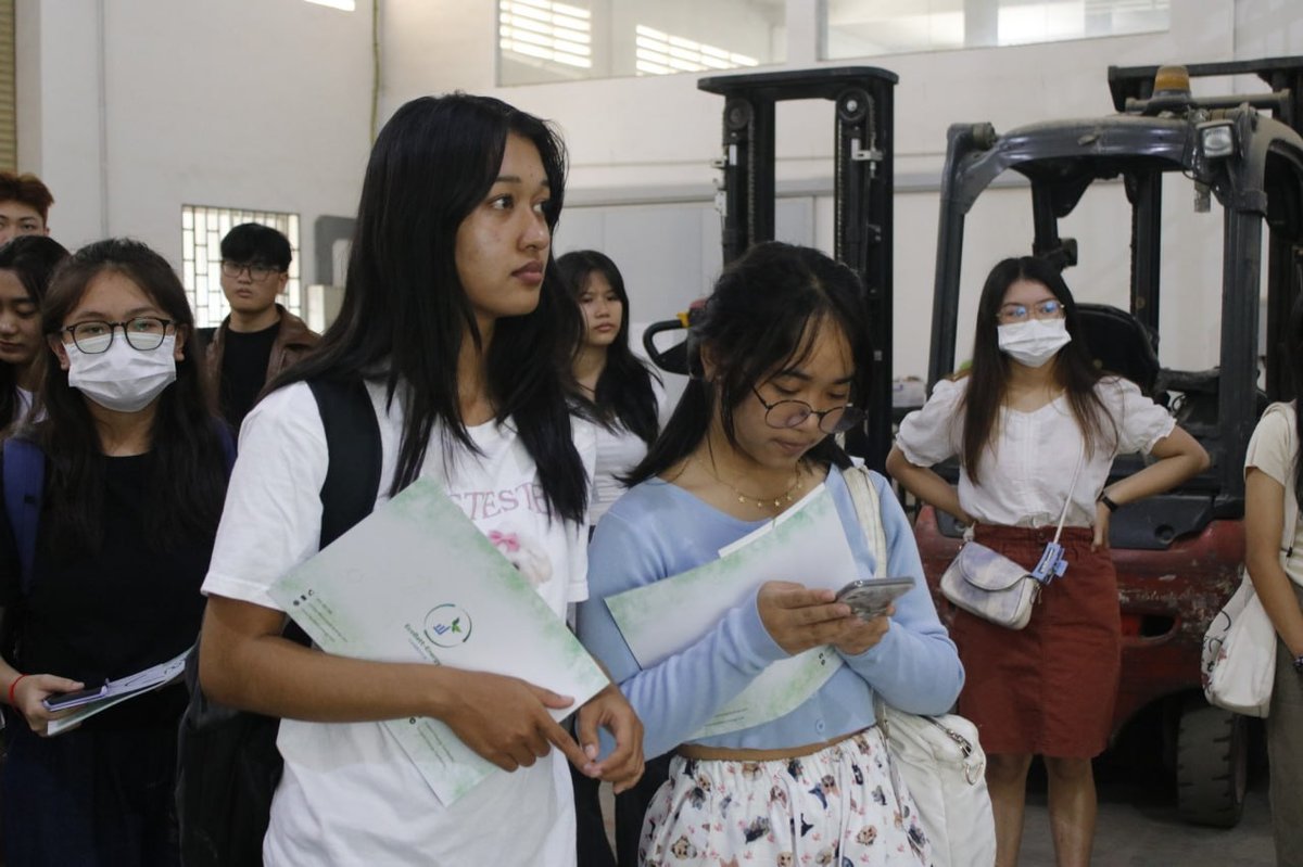 柬埔寨气候变化青年会议代表参访Ecobatt公司