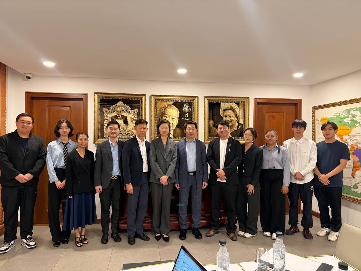 中柬青年领袖代表团访问AVI 探讨全球治理合作