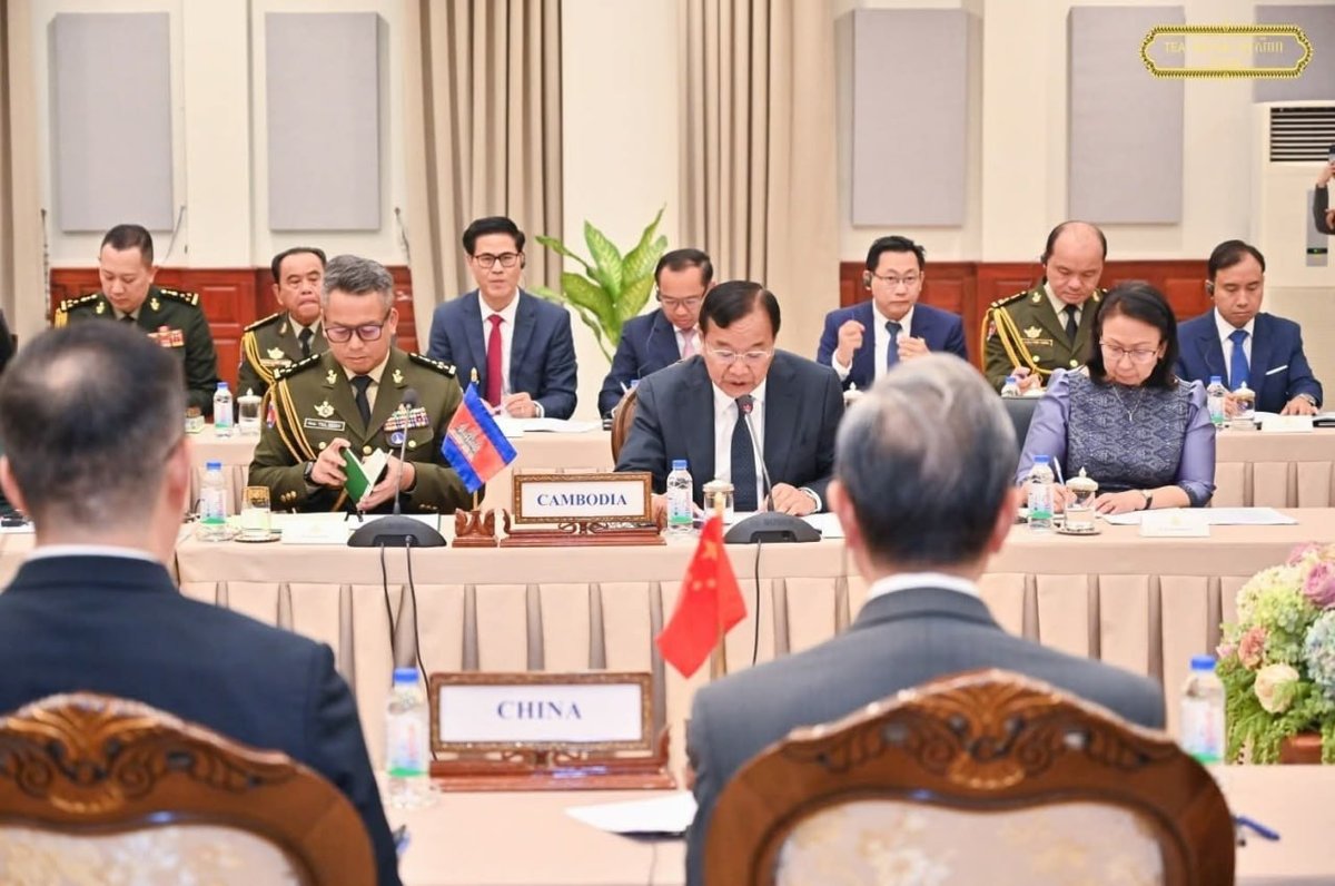 中国承诺支持柬埔寨军事现代化建设