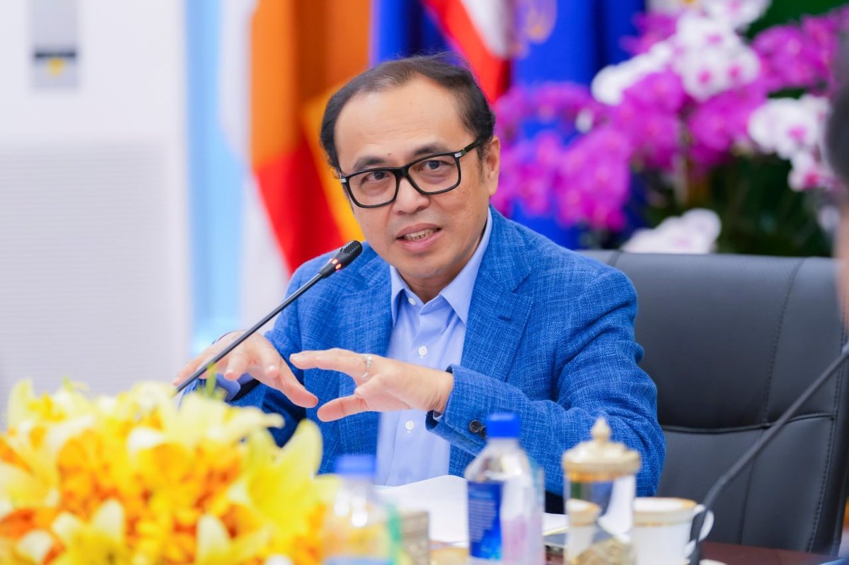 柬埔寨副总理翁赛维索主持国家教授职称委员会第二次会议