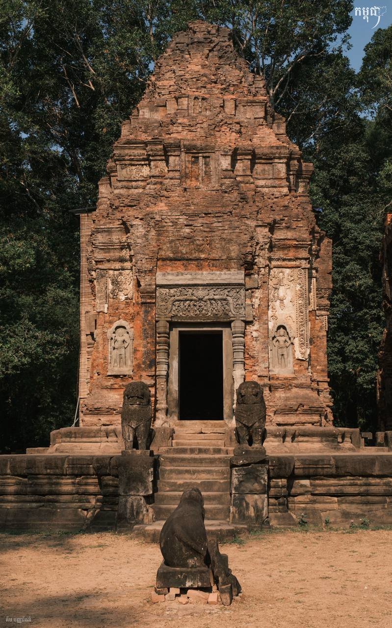 关于神牛寺(Preah Ko)的历史背景介绍