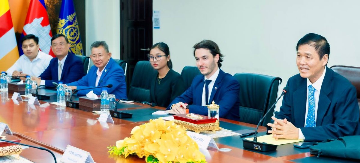 柬埔寨旅游部与法国CODEAUKHMER组织签署谅解备忘录,共同推动生态旅游