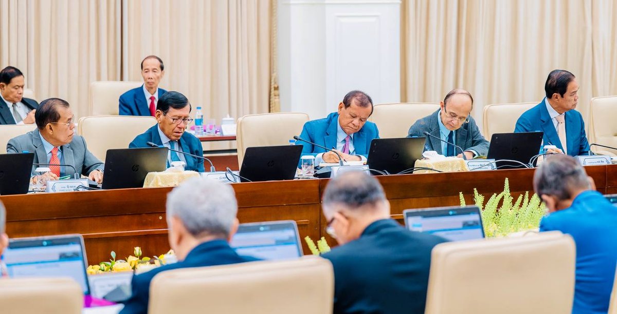 洪玛奈总理主持内阁全体会议,审议五项重要议程