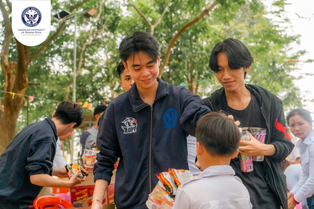AUPP电竞社举办慈善锦标赛并捐赠磅湛省小学
