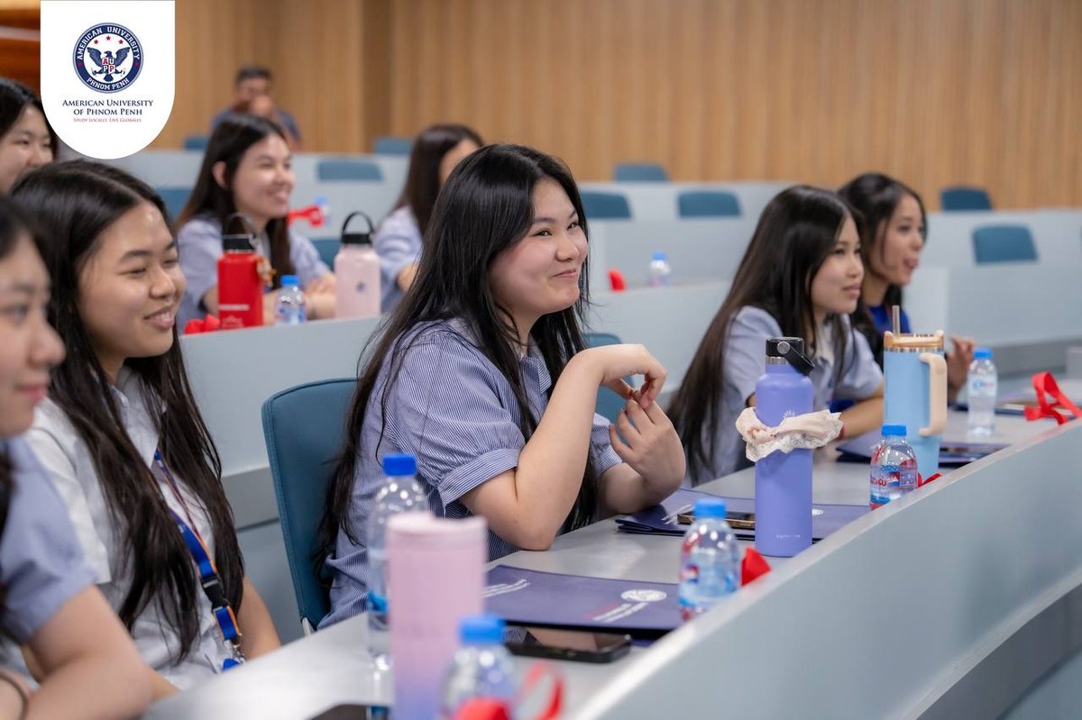 金边美国大学举办探索日活动 吸引南桥国际学校学生