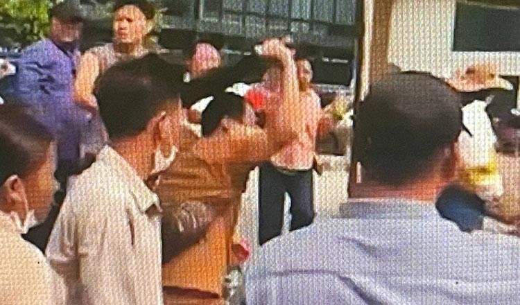 金边警方逮捕非法集会组织者孙速万猜 涉嫌煽动扰乱秩序