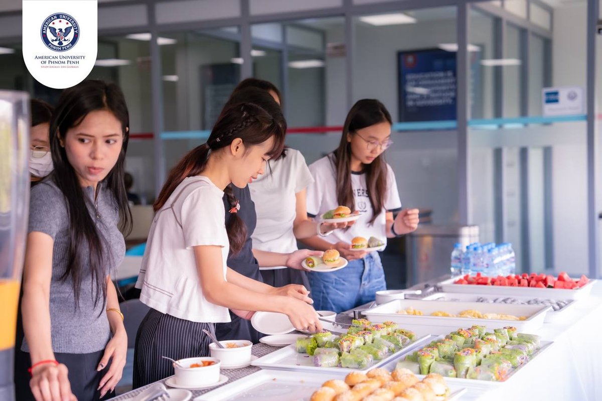 金边美国大学举办硕士分享会 探讨职业晋升与双学位